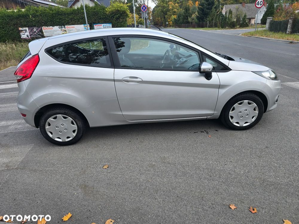Ford Fiesta - 4