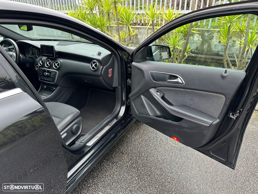 Mercedes-Benz A 180 CDI (BlueEFFICIENCY) Urban - 11