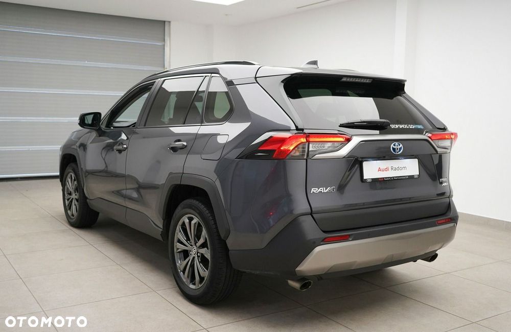 Toyota RAV4 - 5