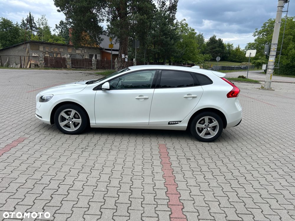 Volvo V40 D2 Kinetic - 2