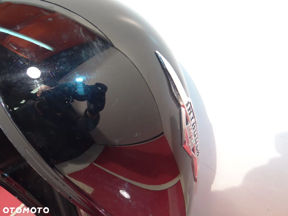 S040 Suzuki VZR 1800 Intruder (06-17) ZBIORNIK PALIWA BAK - 19