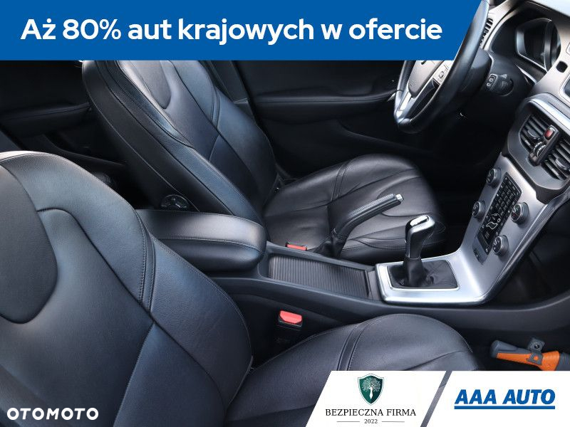 Volvo V40 - 10