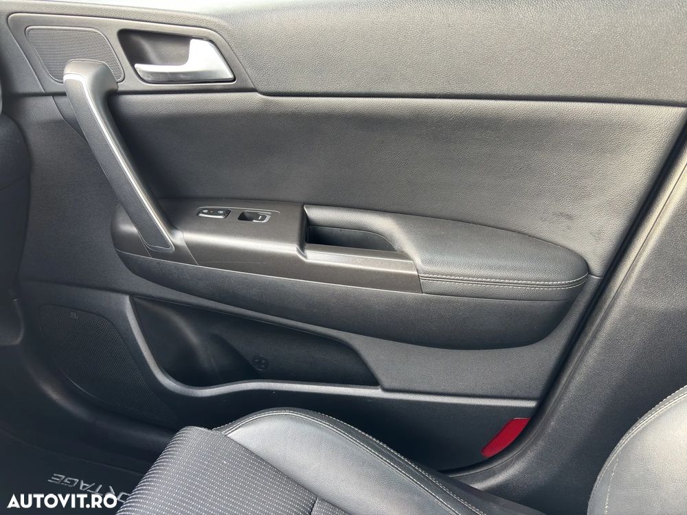 Kia Sportage 2.0 CRDI 4WD Automatik Spirit - 18