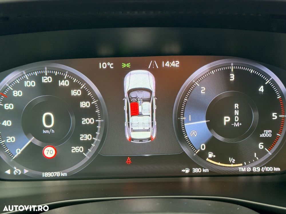 Volvo XC 40 D3 Momentum - 14