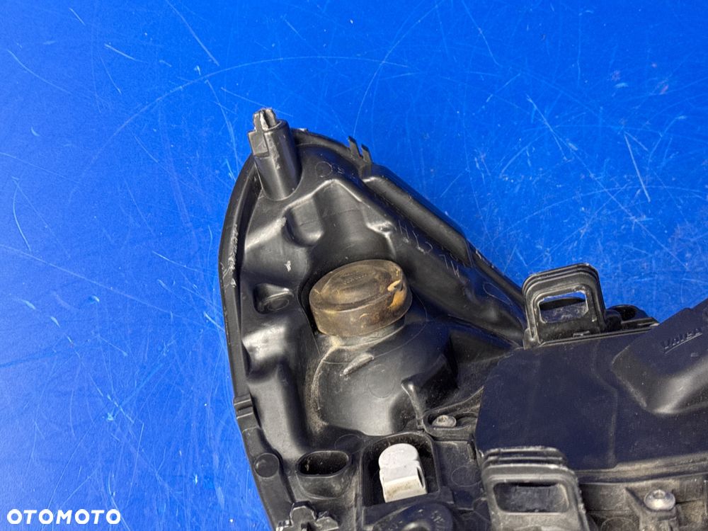 BI XENON VOLVO S60 V60 SKRĘTNA EUROPA BDB KOMPLETNA - 9