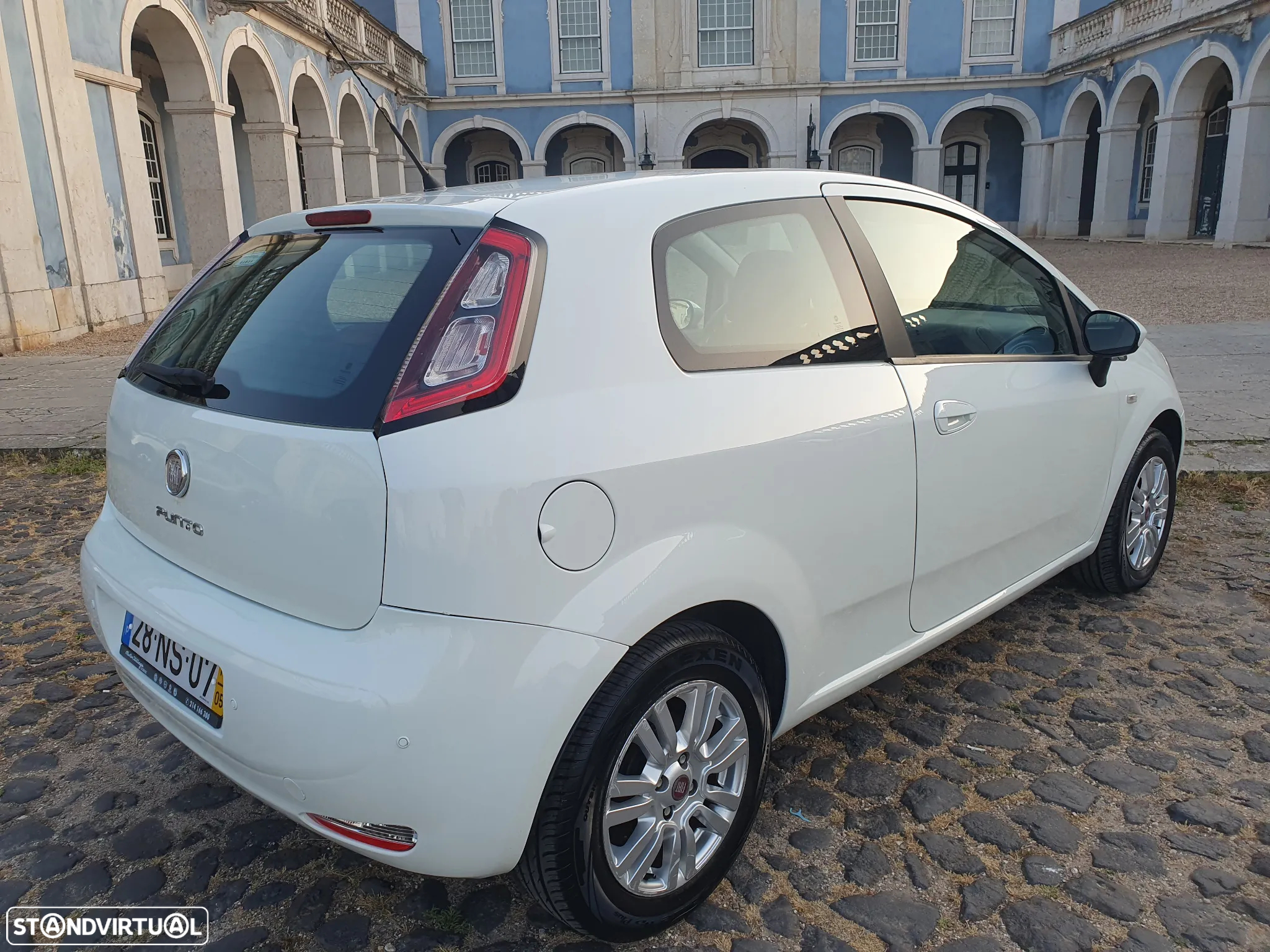 Fiat Punto 1.2 Young II S&S - 6