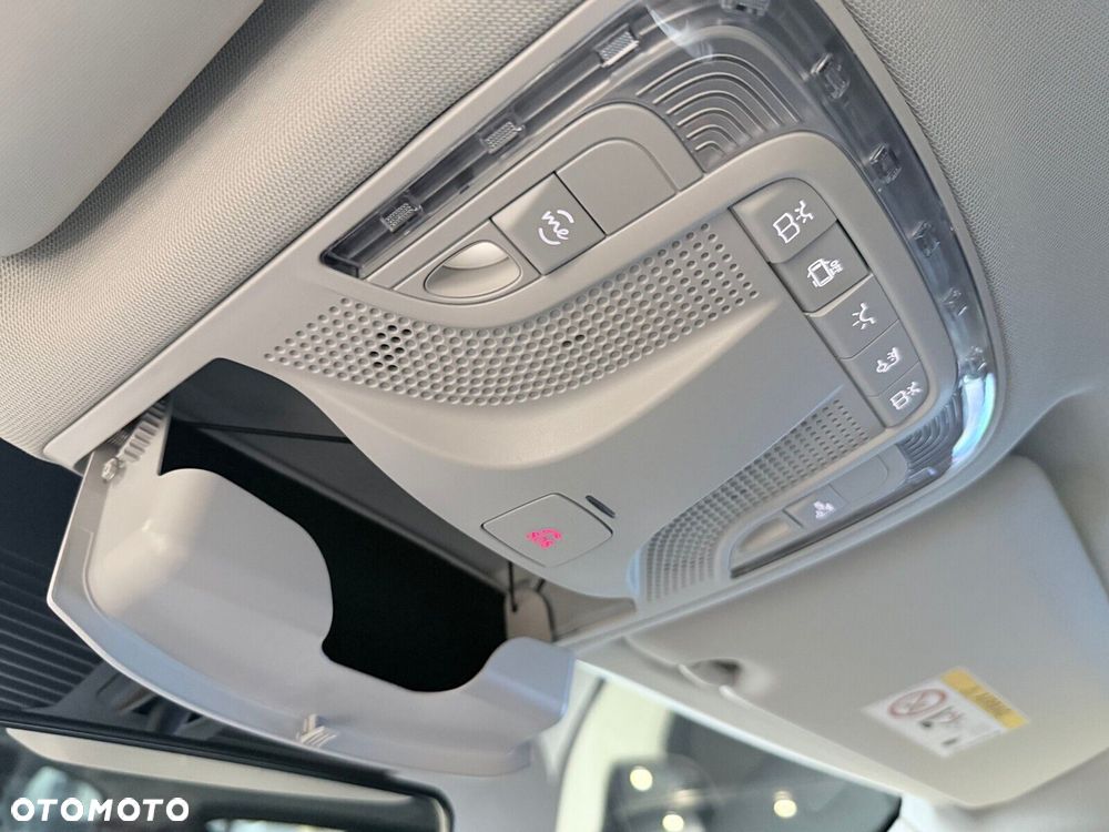 Mercedes-Benz Vito - 20