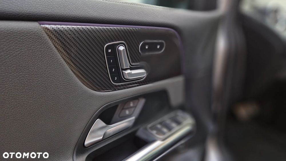 Mercedes-Benz GLA AMG 35 4-Matic - 10