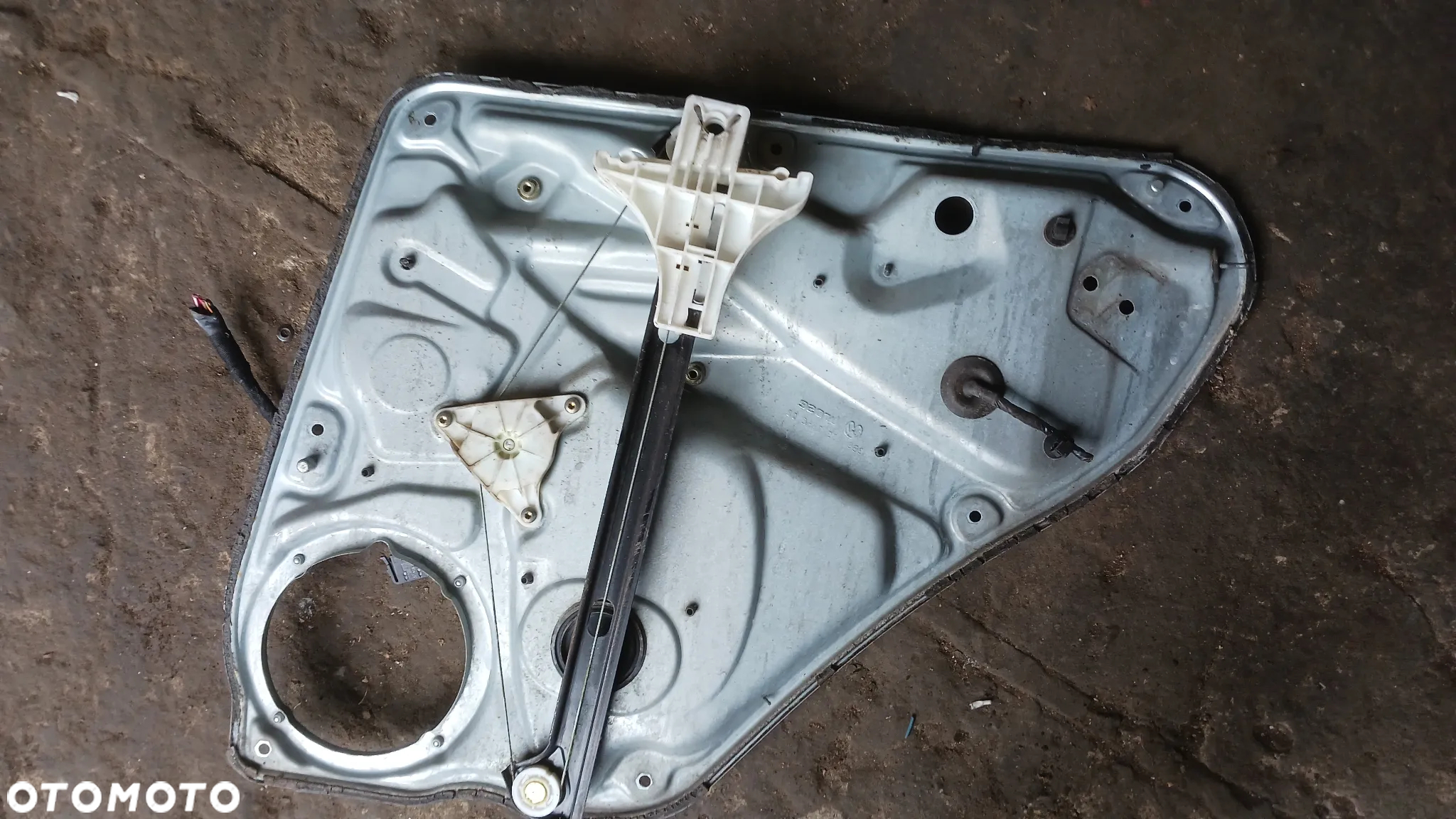 Mechanizm podnośnik szyby passat b5 tył lewy kombi kompletny - 2