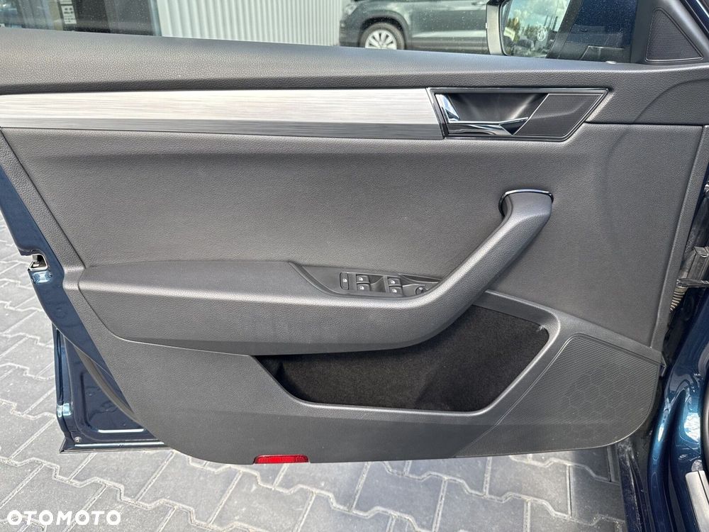 Skoda Superb 1.5 TSI Ambition DSG - 12