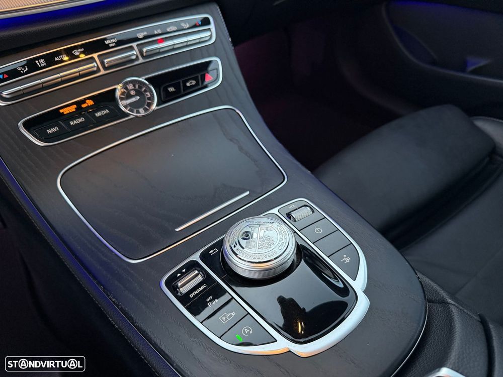 Mercedes-Benz E 220 d 9G-TRONIC AMG Line - 42