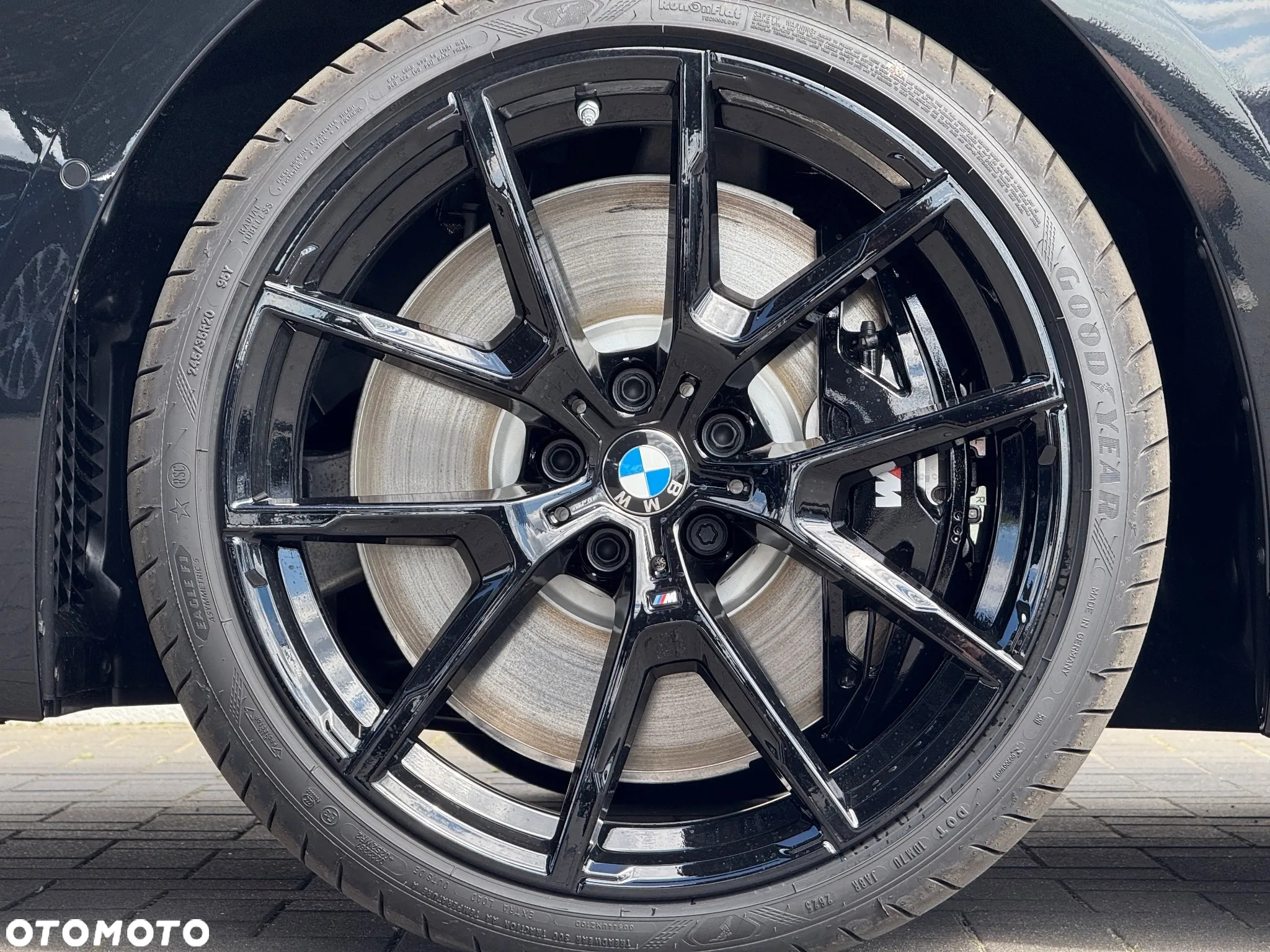 BMW Seria 8 - 14