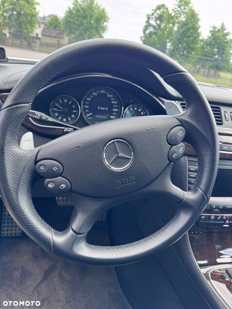 Mercedes-Benz CLS - 8