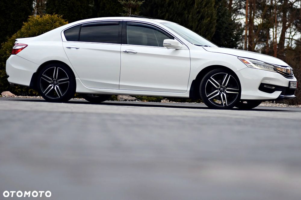 Honda Accord - 30