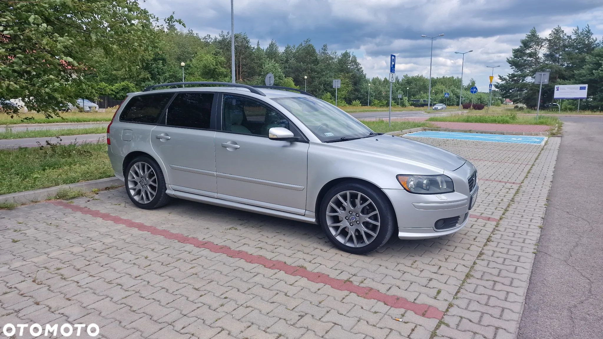 Volvo V50 - 1