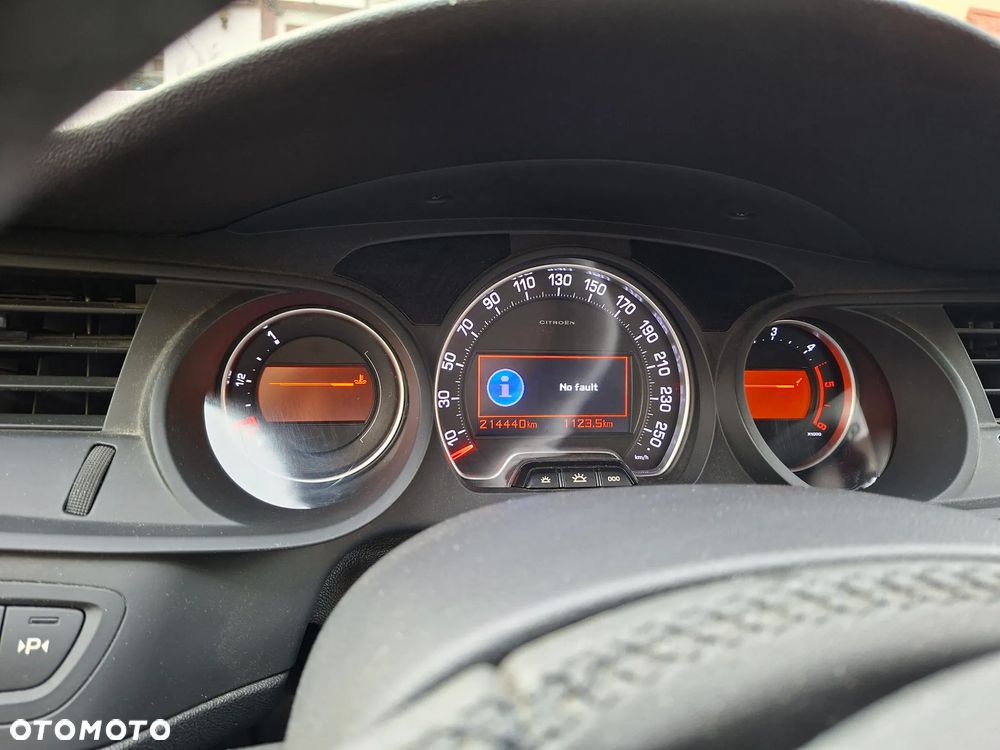 Citroën C5 2.0 HDi Exclusive - 14