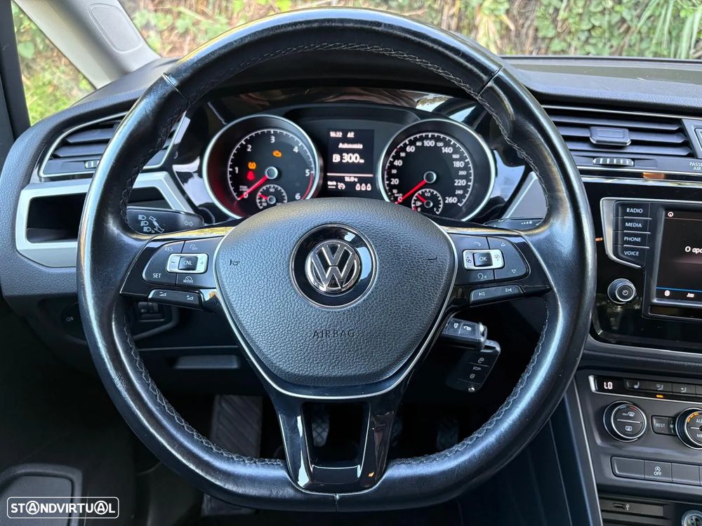 VW Touran - 8