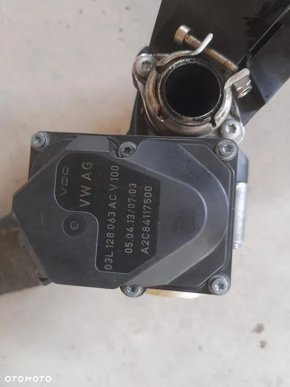 Przepustnica VW Audi 2.0 TDI 03L128063AC - 1