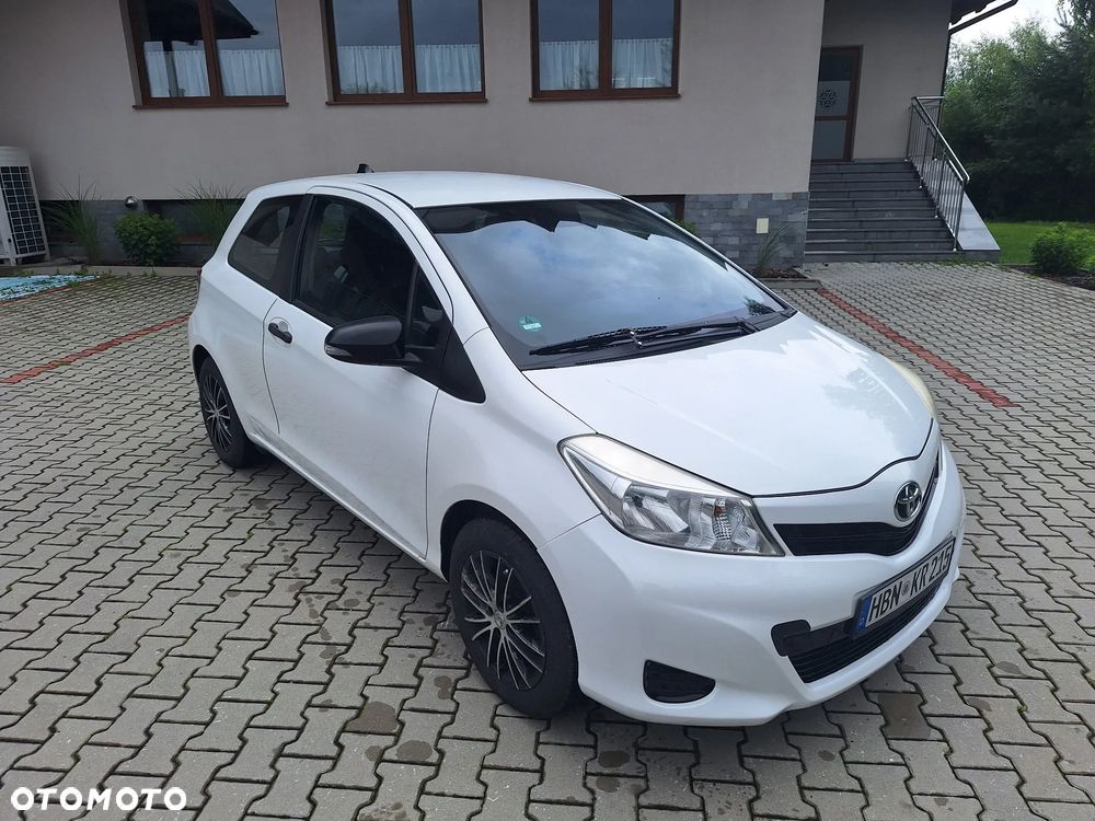 Toyota Yaris - 6