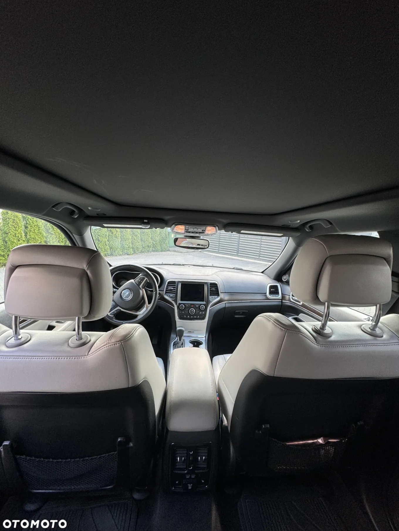 Jeep Grand Cherokee - 9