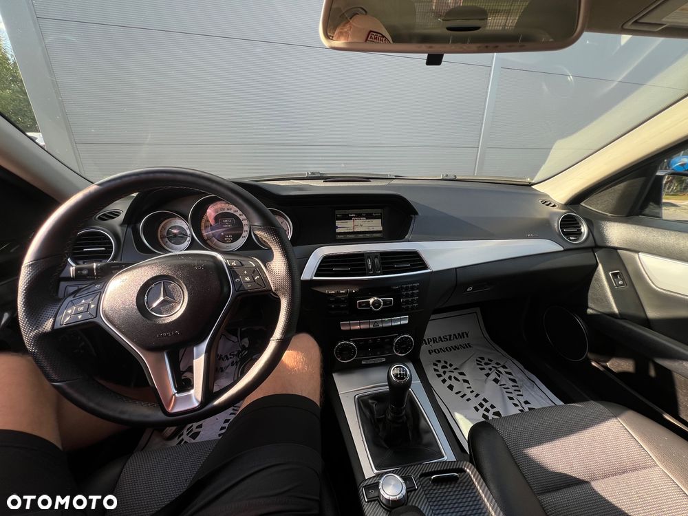 Mercedes-Benz Klasa C 180 CDI Avantgarde Edition - 17
