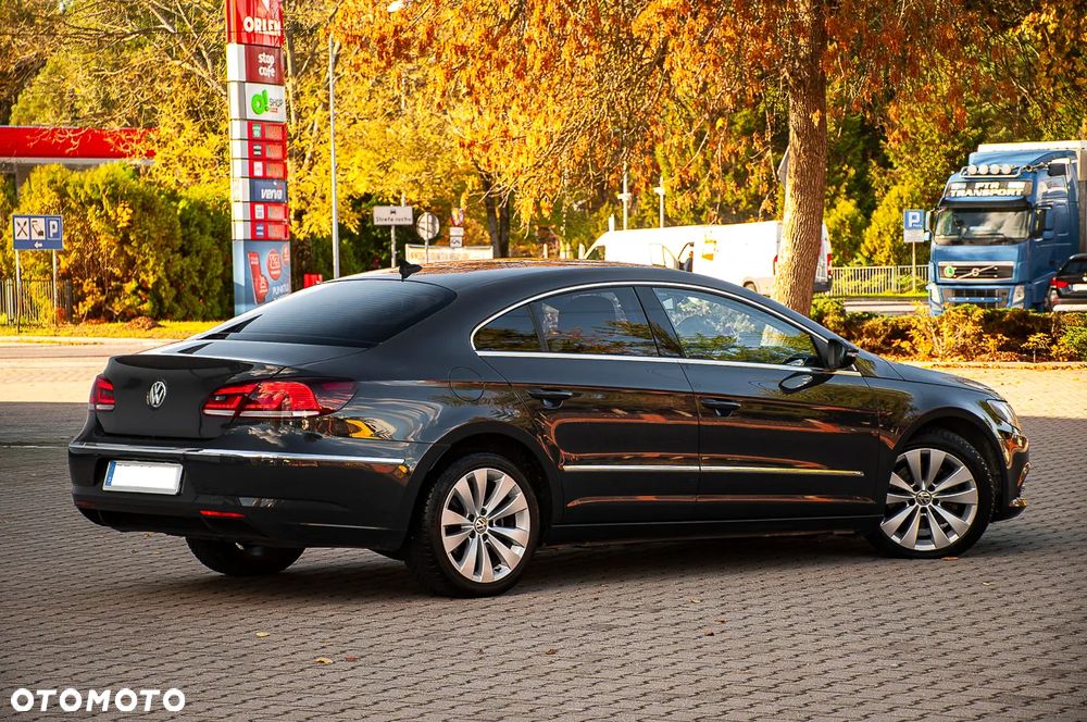 Volkswagen Passat CC 2.0 TDI Exclusive - 17