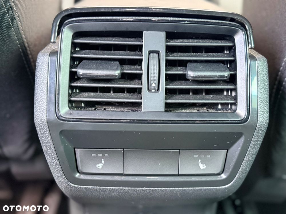 Skoda Karoq 2.0 TSI 4x4 Sportline DSG - 31