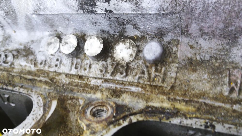 Audi A6 C5 Głowica Silnika 2.4 L V6 - 10