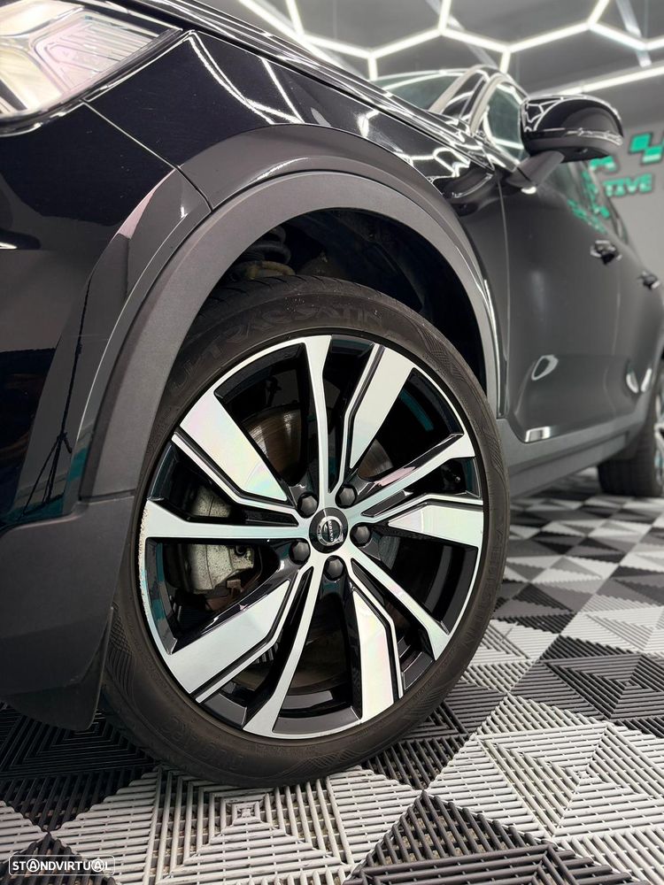 Volvo XC 40 P8 AWD Recharge RDesign - 3