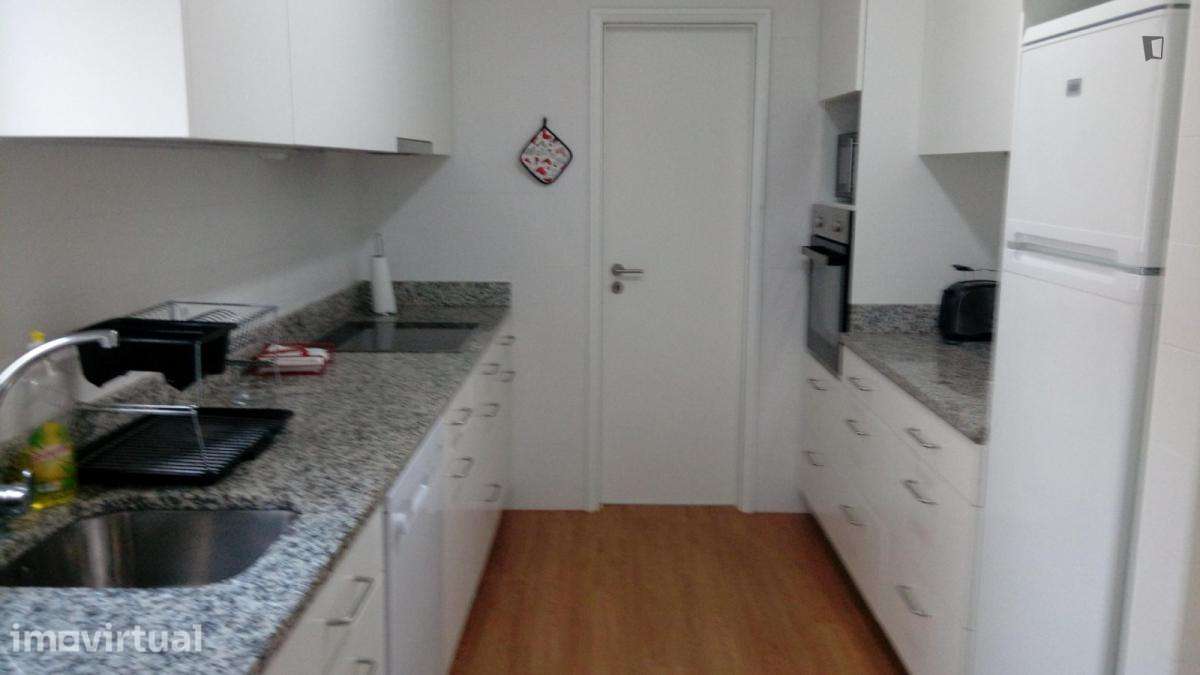 Apartamento com 3 quartos - localizado em Povoa de varzim - Grande imagem: 2/7