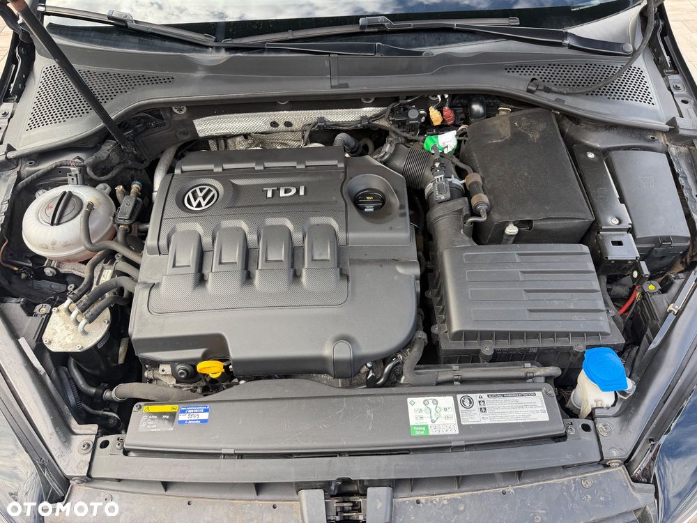Volkswagen Golf 1.6 TDI BMT Comfortline - 40