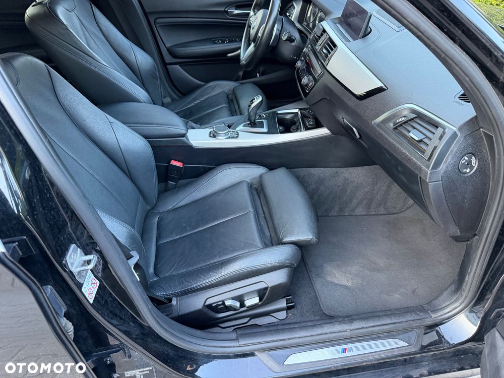 BMW Seria 1 120i M Sport - 28
