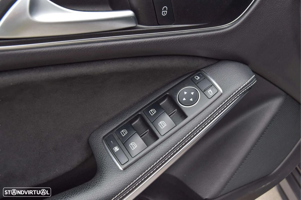 Mercedes-Benz CLA 180 d Shooting Brake AMG Line - 27