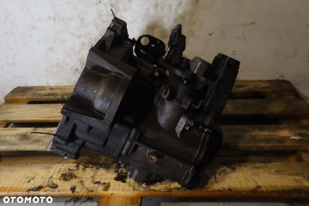 SKRZYNIA BIEGÓW 5 BIEGOWA SKODA FABIA III 1.2TSI PED - 3