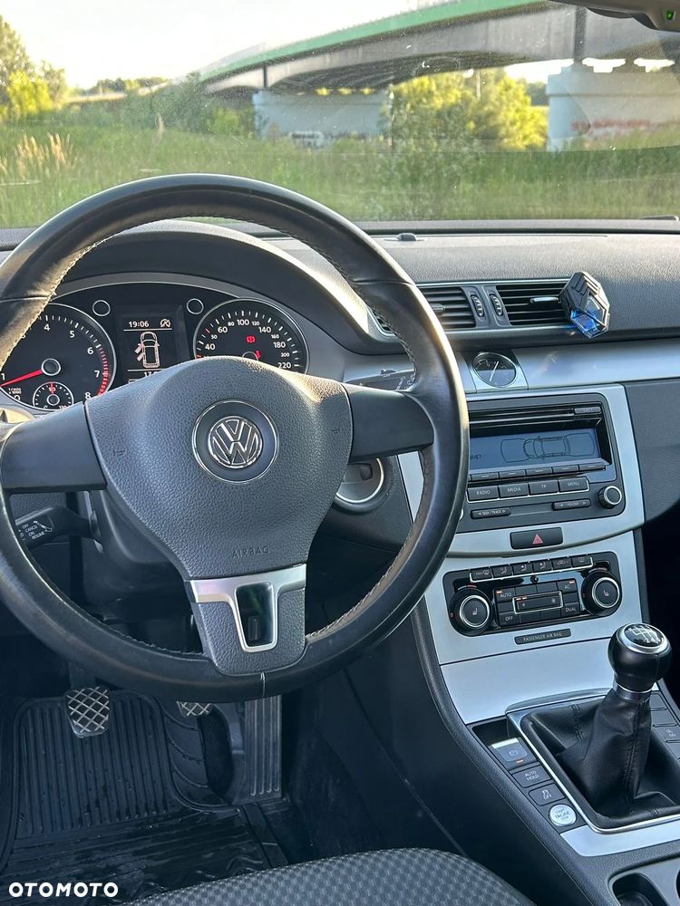 Volkswagen Passat 1.4 TSI Comfortline - 6