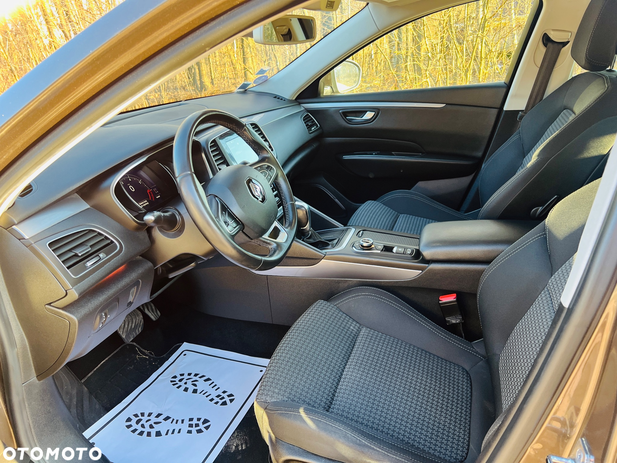 Renault Talisman Grandtour TCe 160 EDC GPF Business Edition - 8