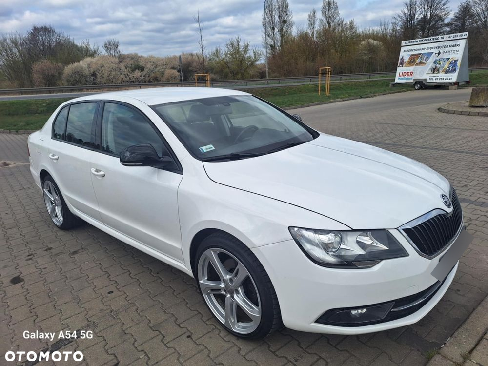 Skoda Superb 2.0 TDI Comfort - 8