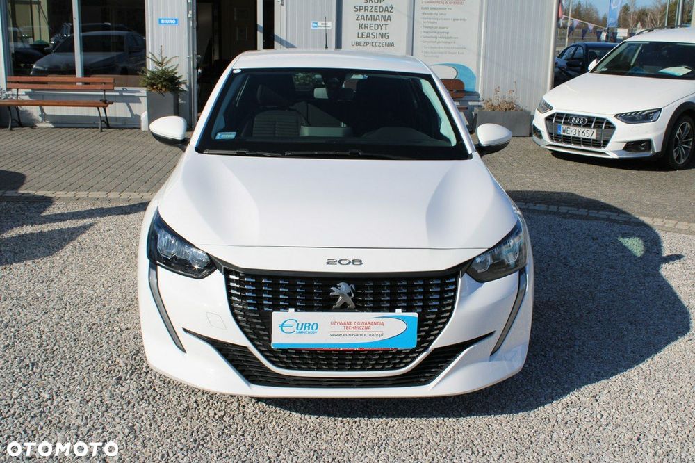 Peugeot 208 - 3