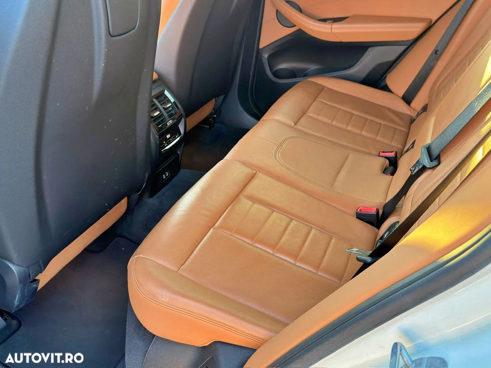 BMW X3 xDrive20d AT M Sport - 38