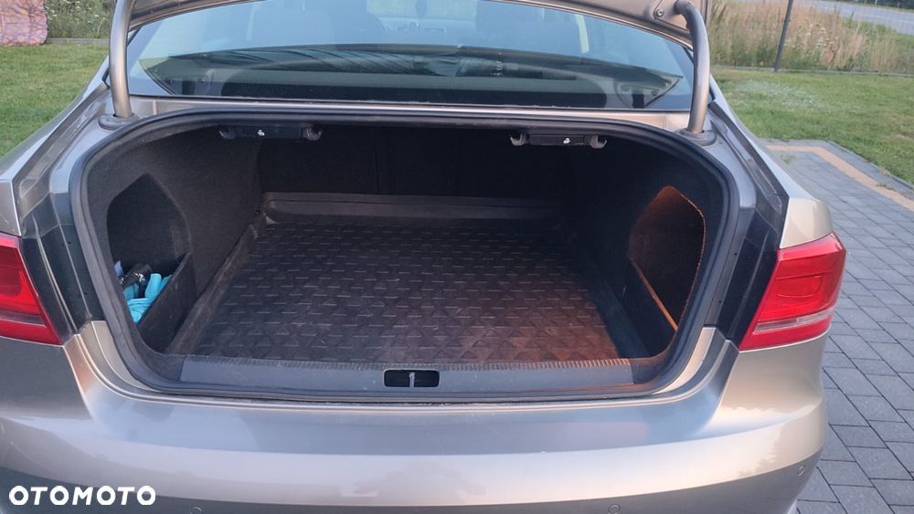 Volkswagen Passat 1.4 TSI Trendline - 19