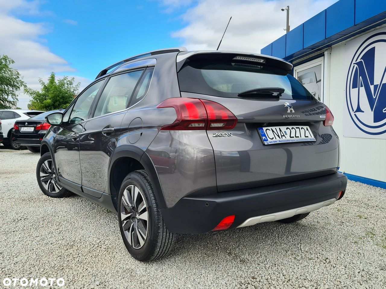 Peugeot 2008 1.2 Pure Tech Allure S&S - 4