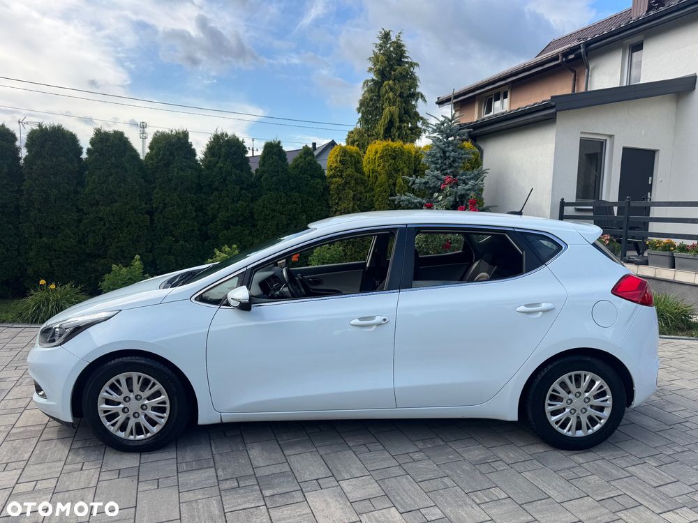 Kia Ceed 1.6 GDI Platinum Edition - 22
