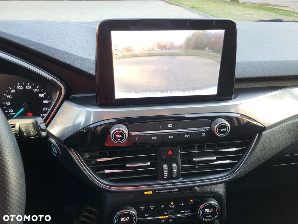 Ford Kuga 2.0 EcoBlue mHEV FWD Titanium X - 18