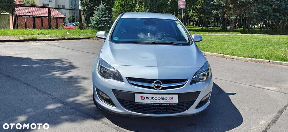 Opel Astra 1.4 Turbo Cosmo - 2