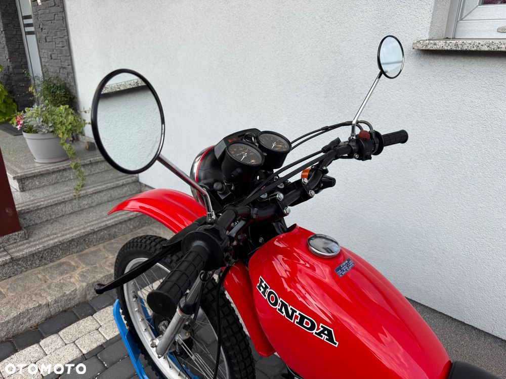 Honda XL - 9
