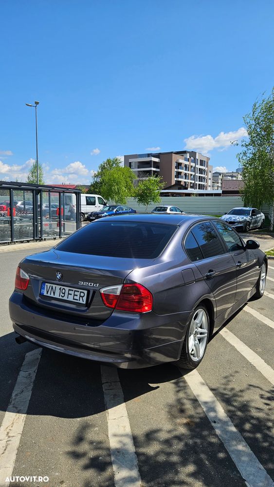 BMW Seria 3 320d - 3