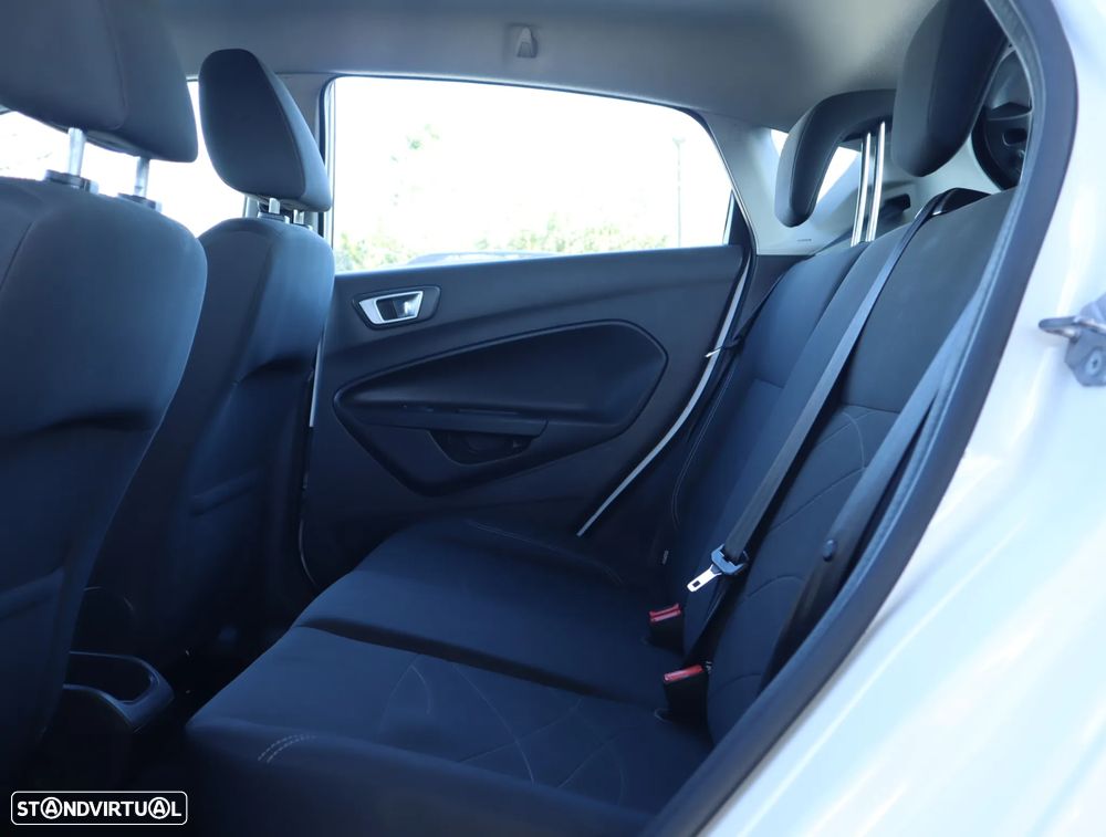 Ford Fiesta 1.0 Ti-VCT Trend - 24