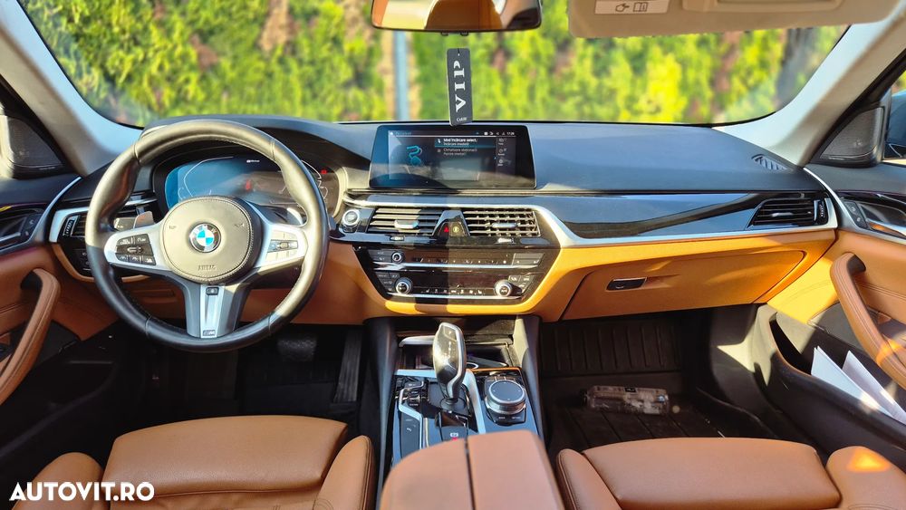 BMW Seria 5 520i AT MHEV - 10