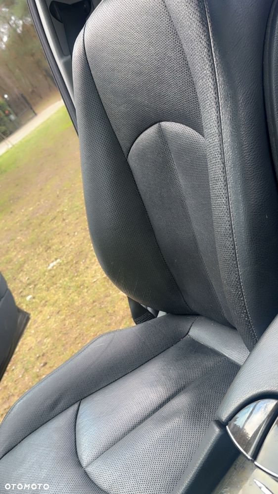 Mercedes-Benz Klasa E 500 T Avantgarde - 18