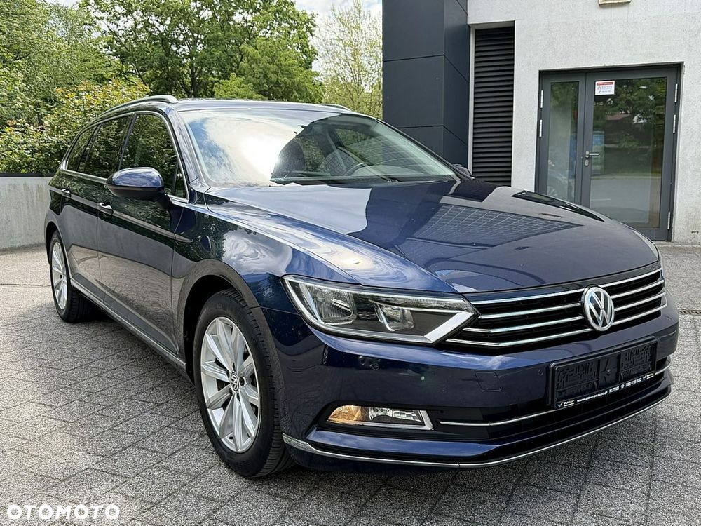Volkswagen Passat - 4